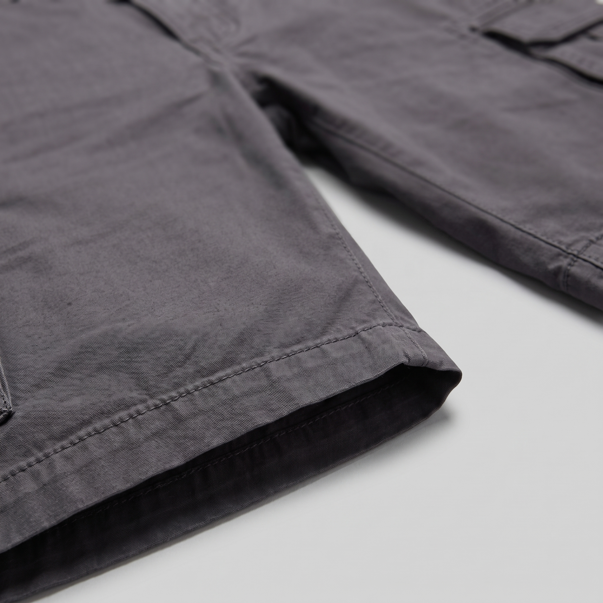 Men's Cargo Relaxed Fit Shorts with Multi-Pocket Design