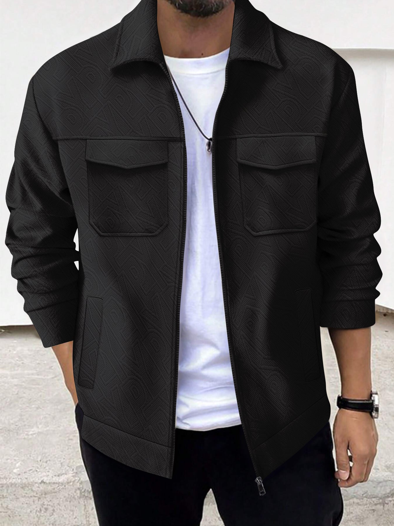Men's Casual Jacket with Modern Design and Practical Pockets