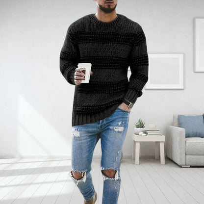 Men's Chunky Knit Sweater with Round Neck