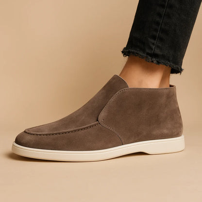 Men's Classic Dress Shoes with Timeless Design