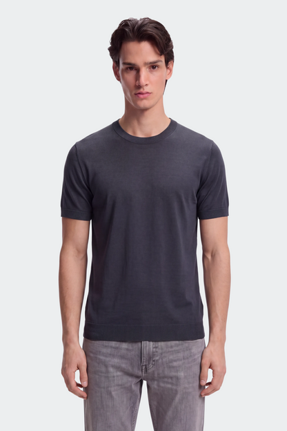 Men's Fine Knitted Lyocell T-Shirt with Round Neck