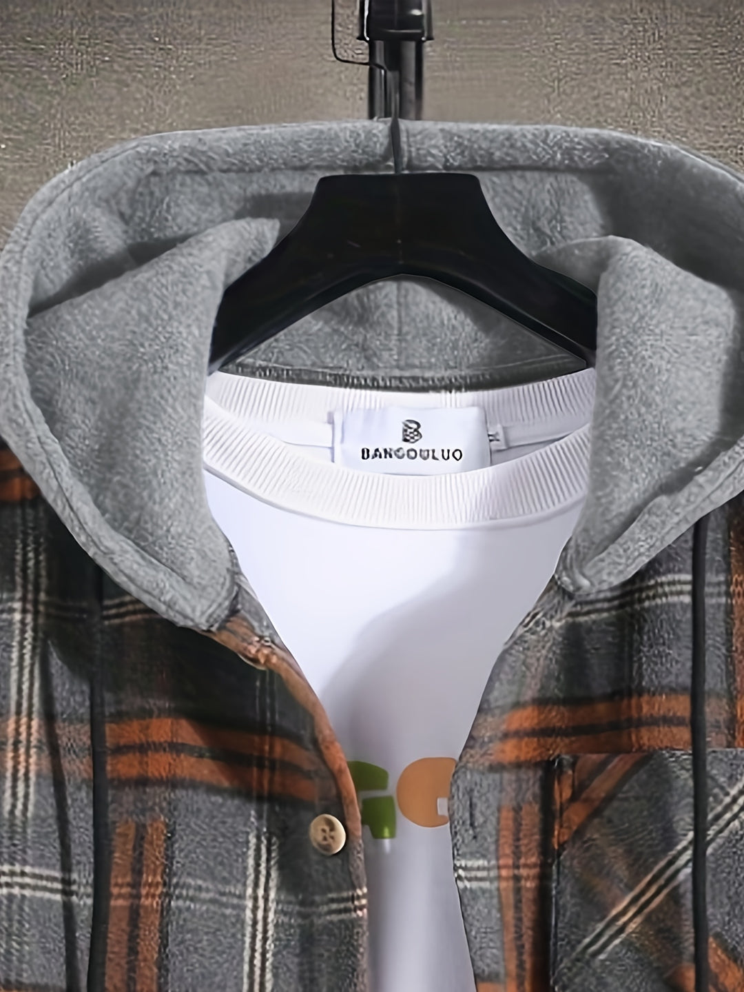 Men's Hooded Jacket with Diamond Pattern