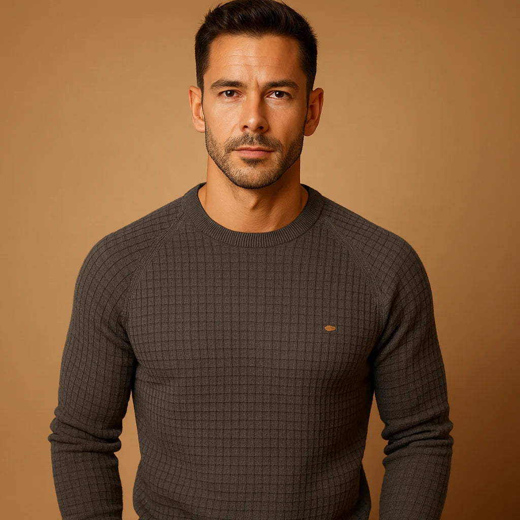 Men's Knitted Round Neck Sweater