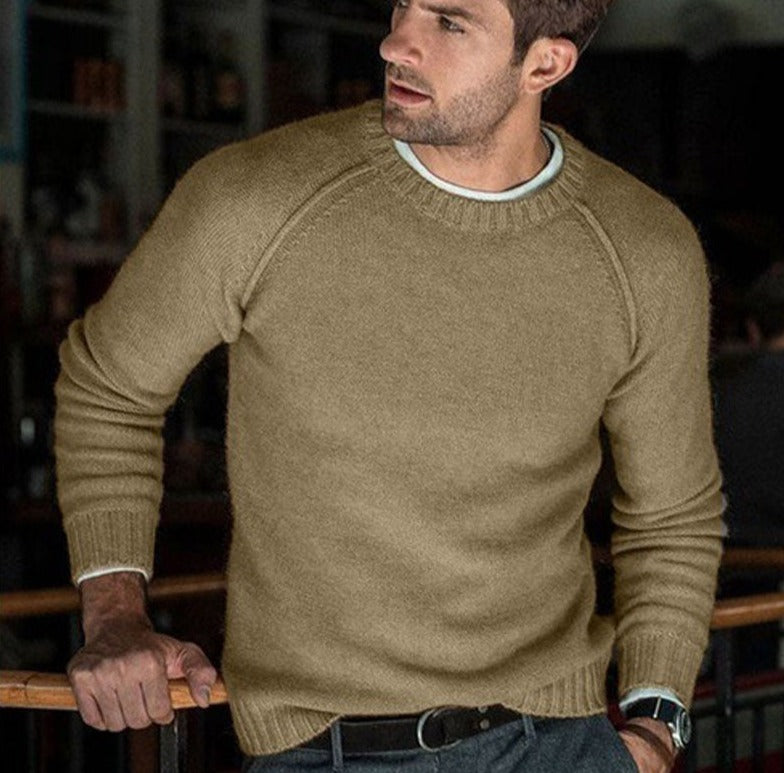 Men's Knitted Sweater Classic Fit for Warmth and Comfort
