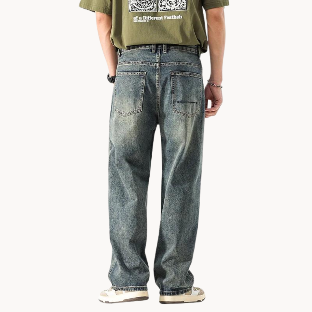 Men's Relaxed Fit Vintage-Inspired Jeans