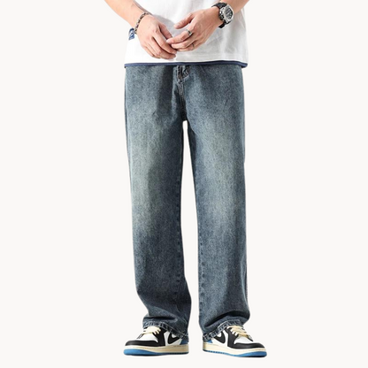 Men's Relaxed Fit Vintage-Inspired Jeans