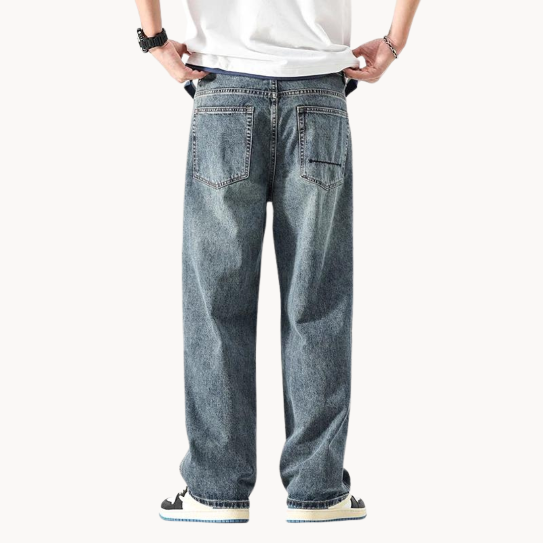 Men's Relaxed Fit Vintage-Inspired Jeans