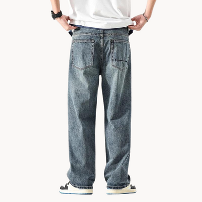 Men's Relaxed Fit Vintage-Inspired Jeans