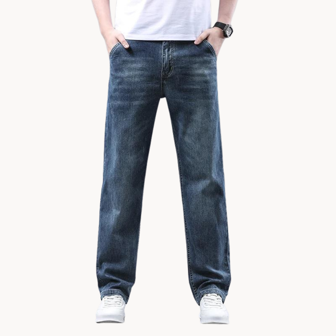 Men's Relaxed Straight Leg Jeans