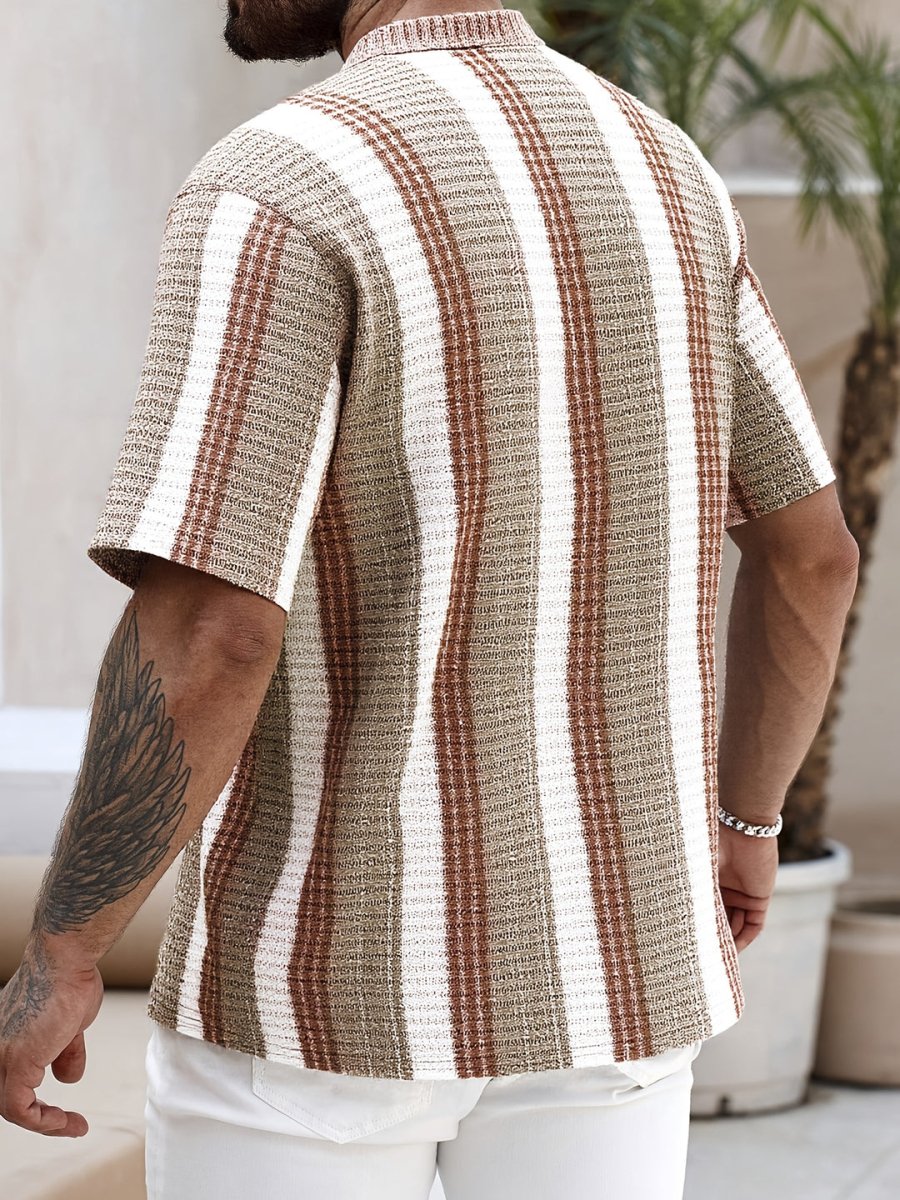 Men's Short-Sleeve Striped Shirt