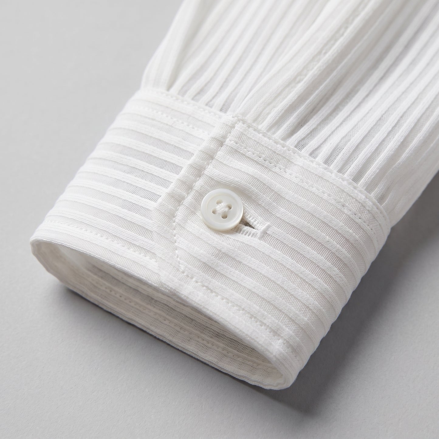 Men's Slim Fit Ribbed Button-Down Dress Shirt