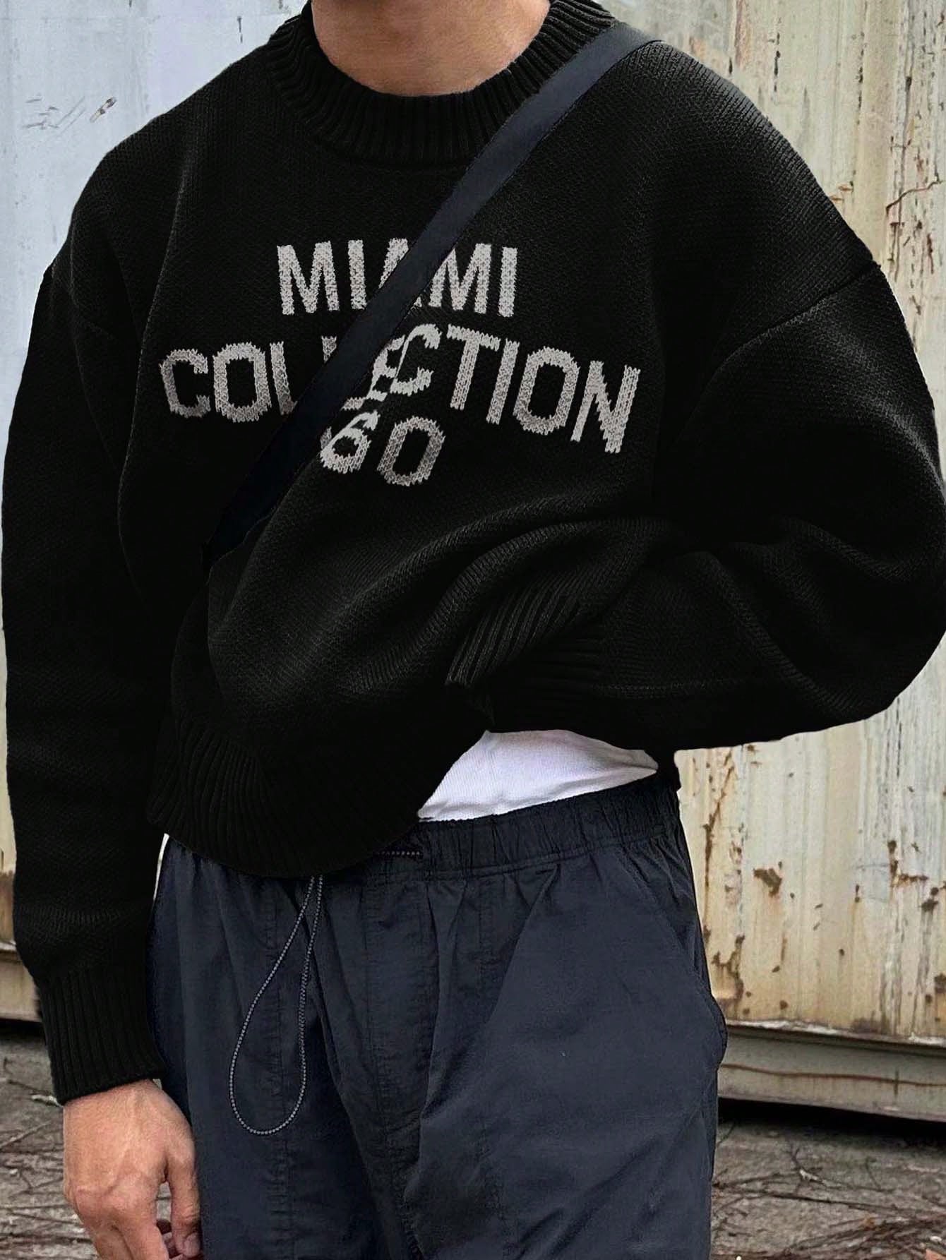 Men's Street Style Knitted Sweater with Round Neck