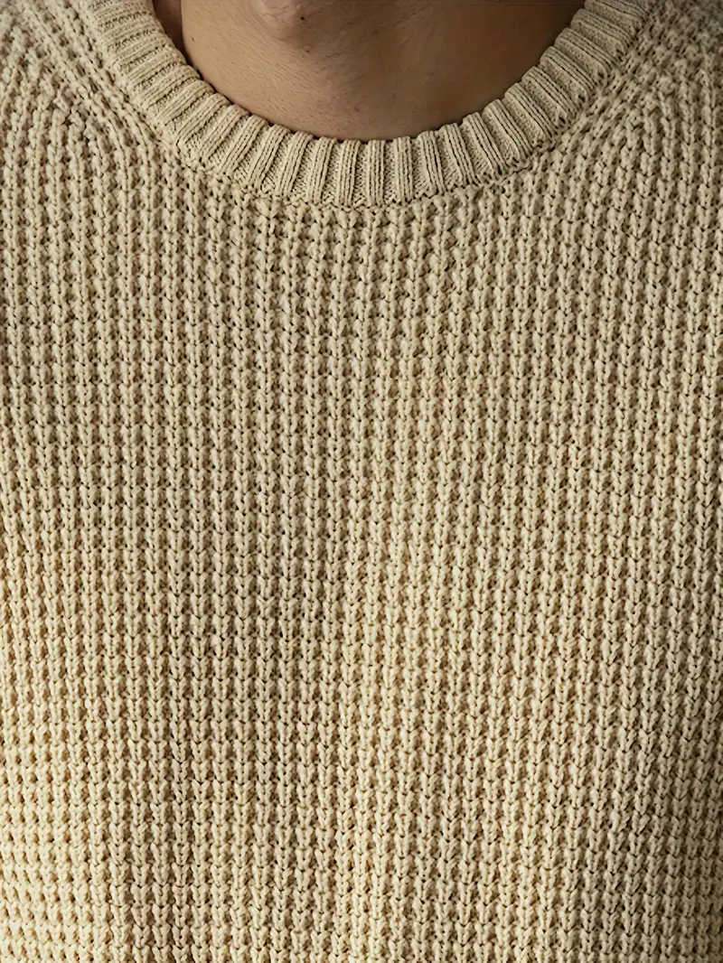 Men's Stylish Crewneck Sweater with Modern Fit