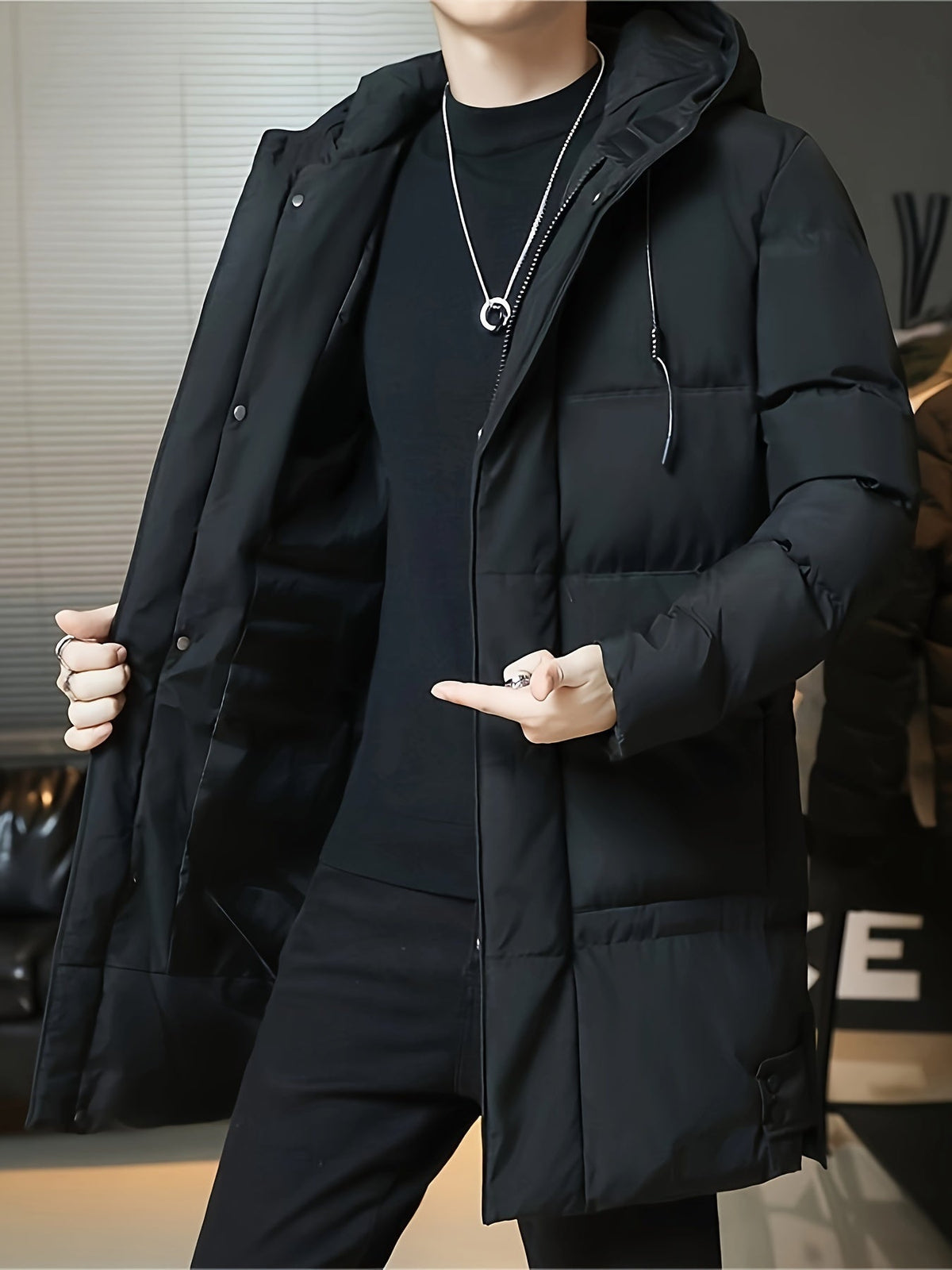 Men's Thick Padded Winter Jacket with Hood and Pockets