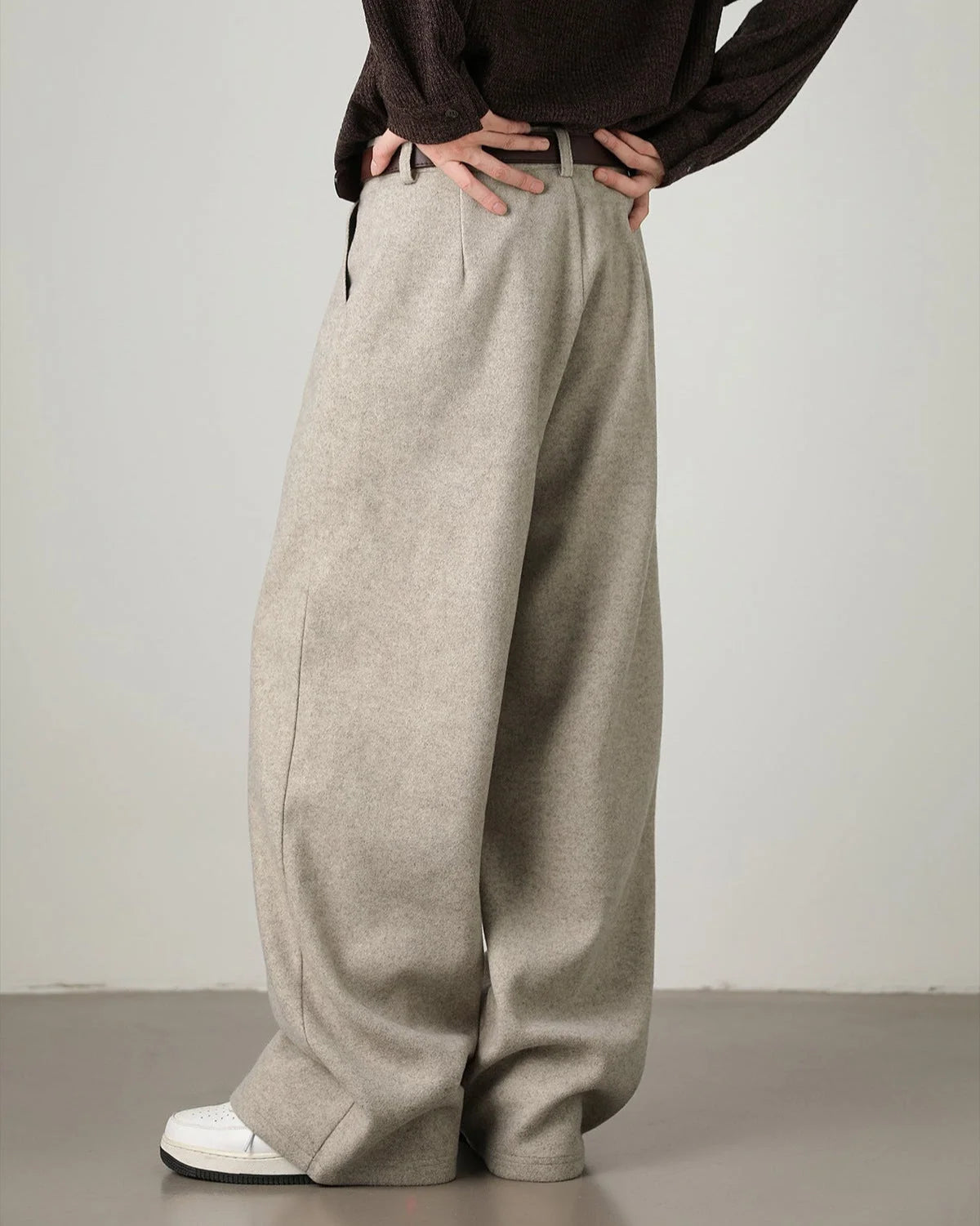 Men's Wide Leg High-Waisted Knit Trousers