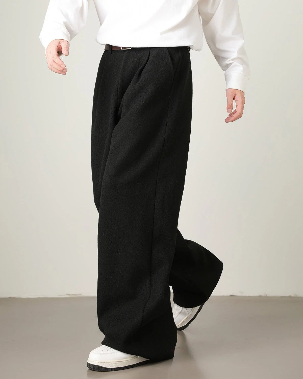 Men's Wide Leg High-Waisted Knit Trousers