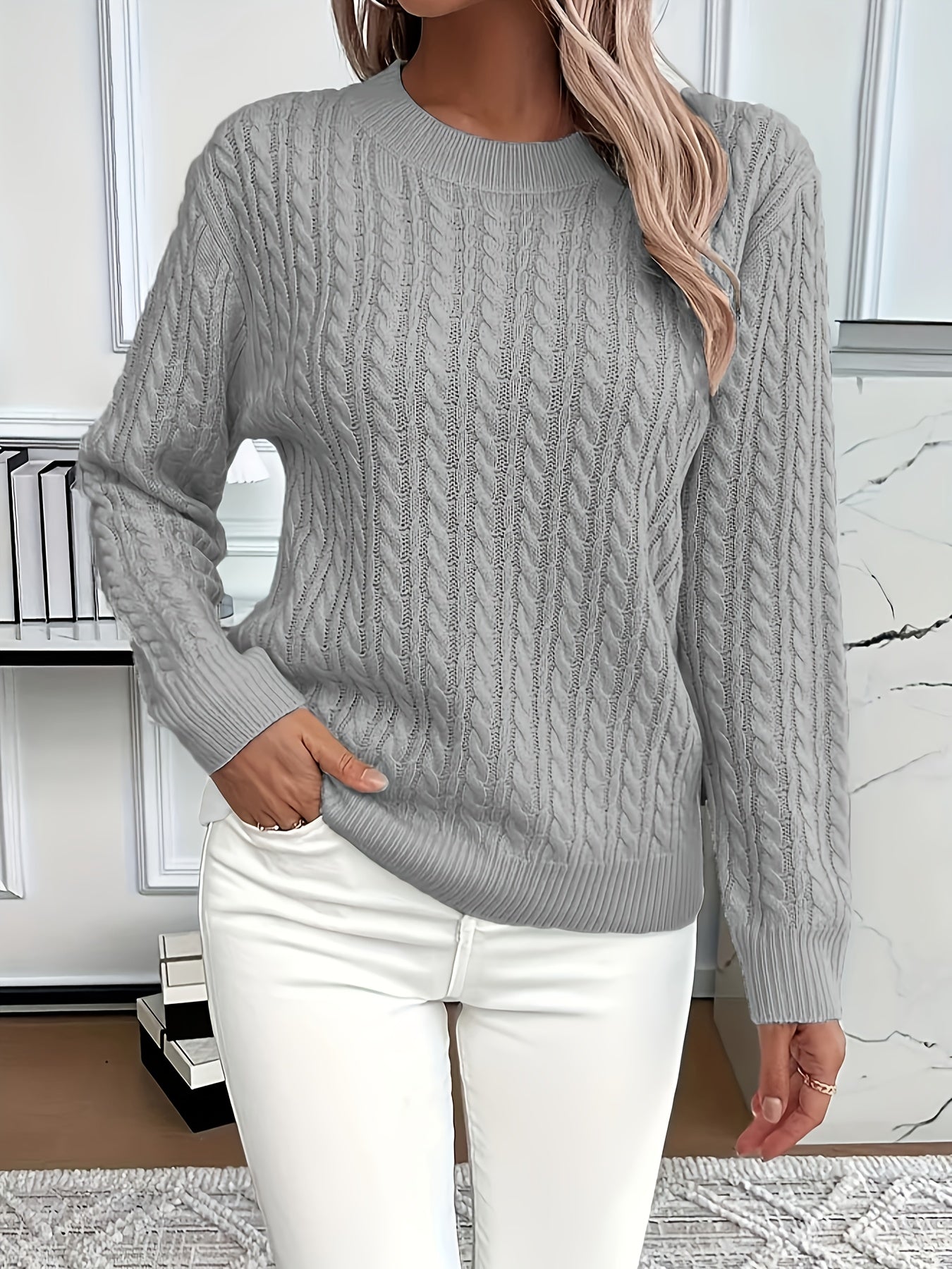 Women's Cable-Knit Wool Sweater Crew Neck Long Sleeve