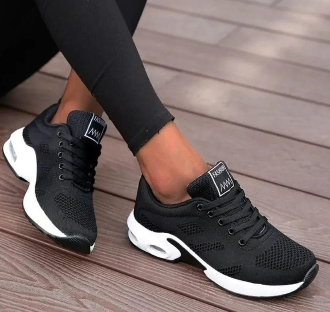 Women's Casual Sneakers with Ergonomic Footbed