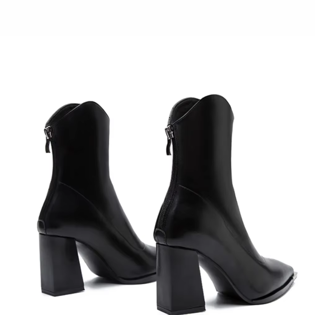Women's Chelsea Boots with Chrome Tip and Square Heel