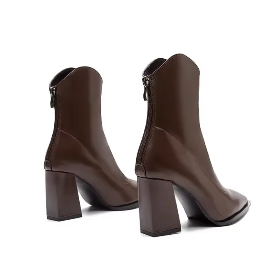 Women's Chelsea Boots with Chrome Tip and Square Heel