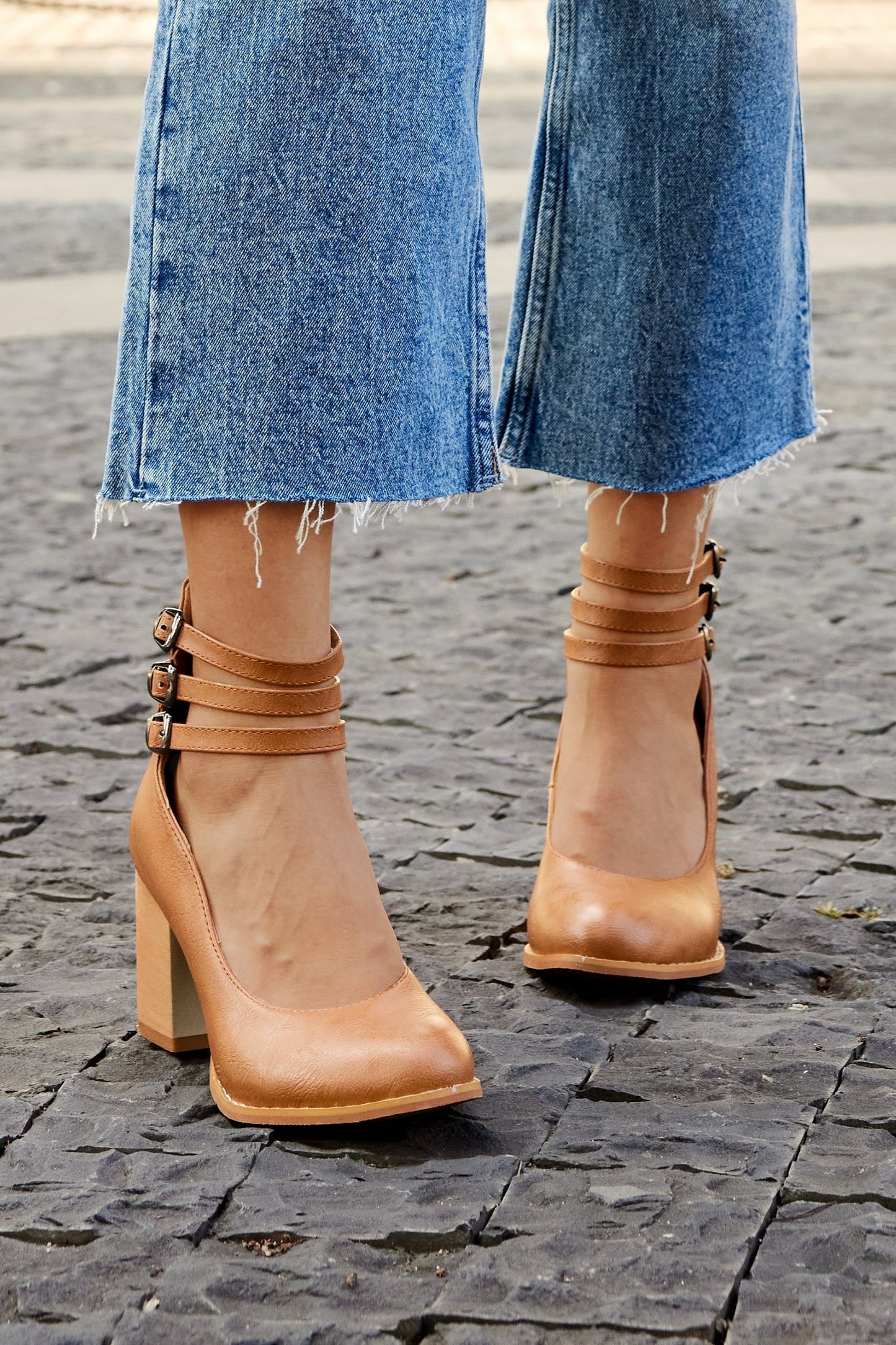 Women's Chunky Heel Sandals