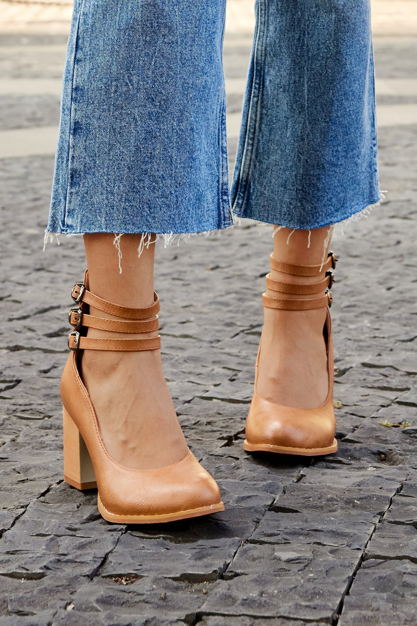 Women's Chunky Heel Sandals