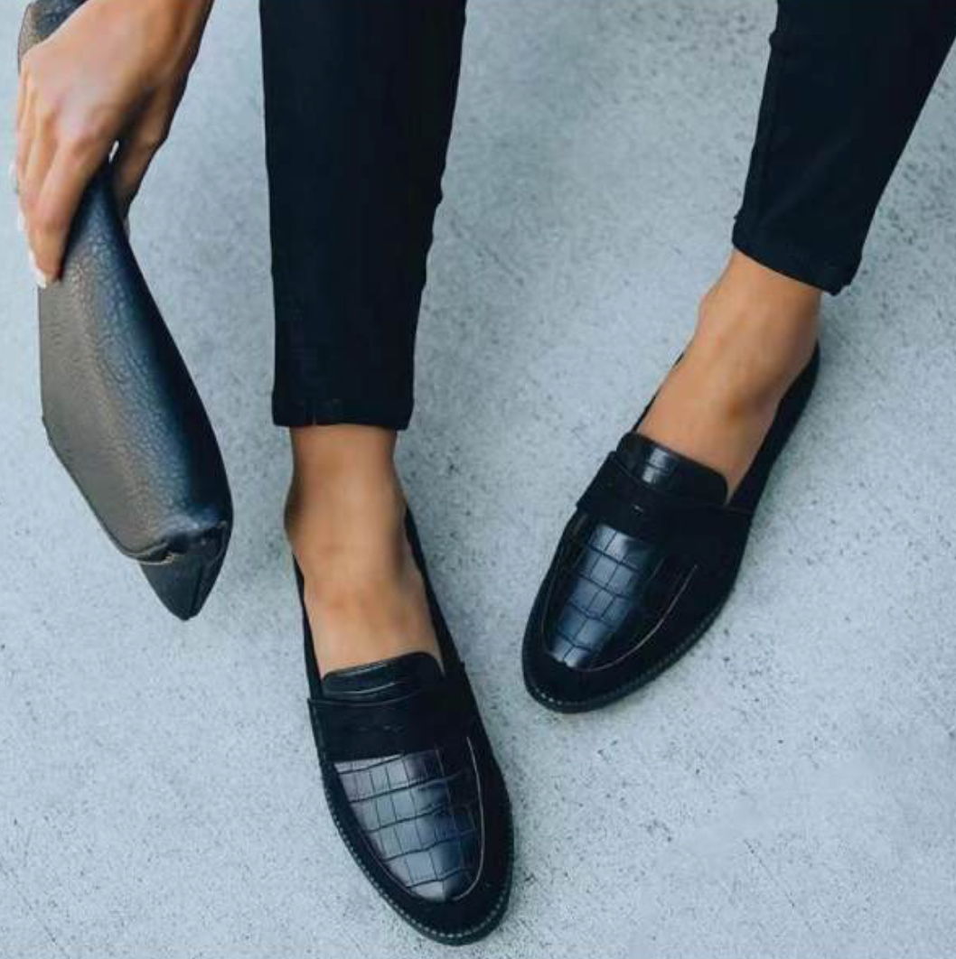 Women's Crocodile Embossed Loafers