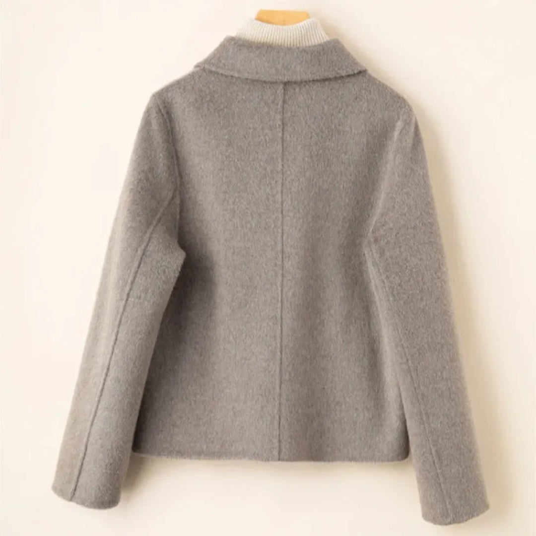 Women's Elegant Wool Coat with Doll Collar