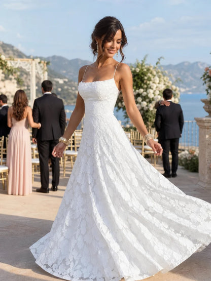 Women's Lace Maxi Dress with Fitted Bodice