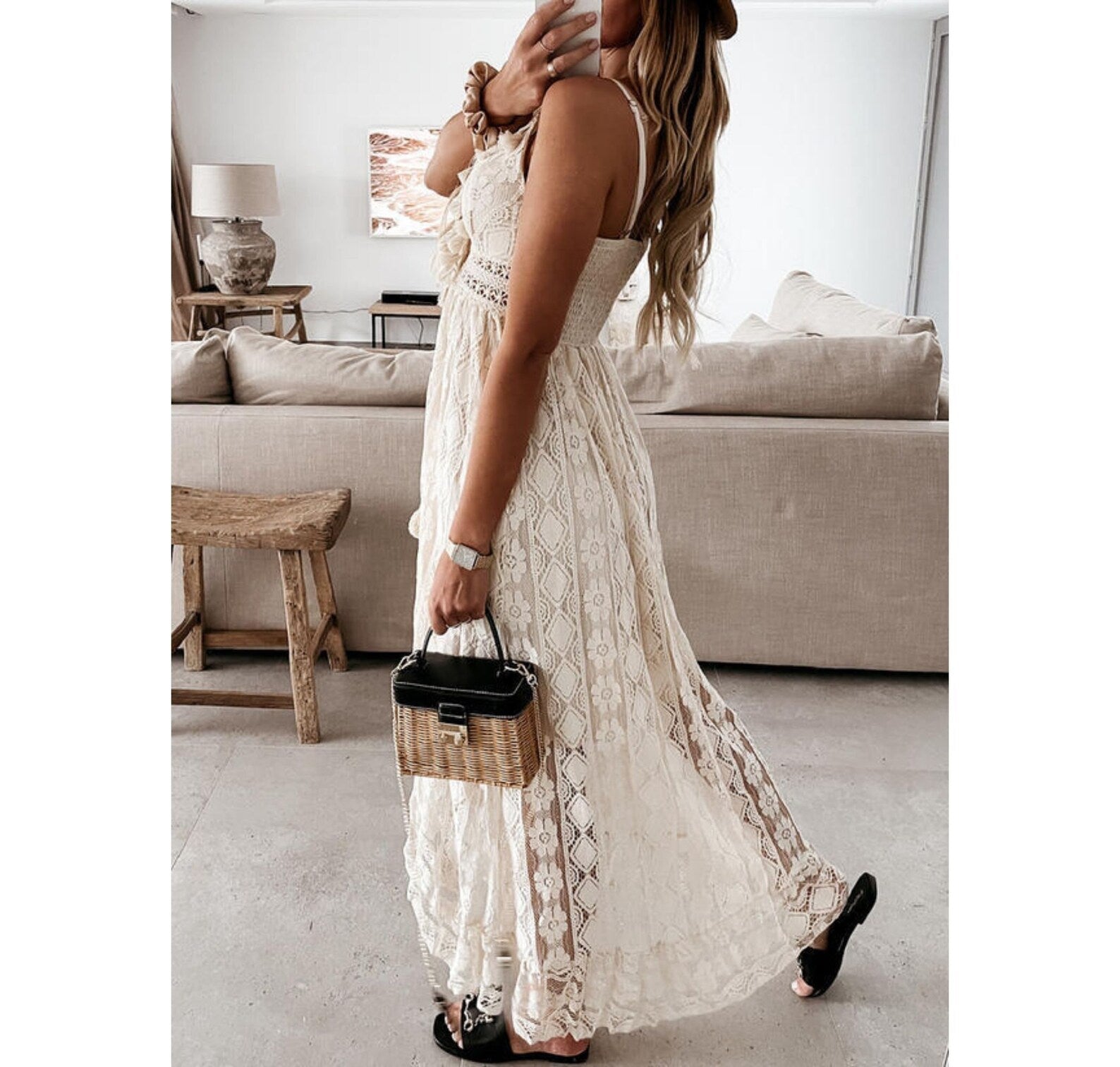 Women's Lace Maxi Dress with Flowing Silhouette