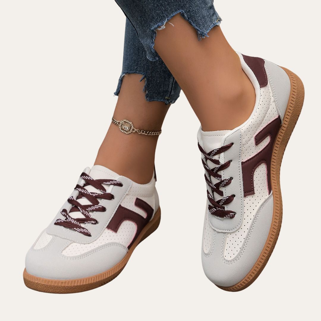 Women's Lace-Up Trendy Sneakers
