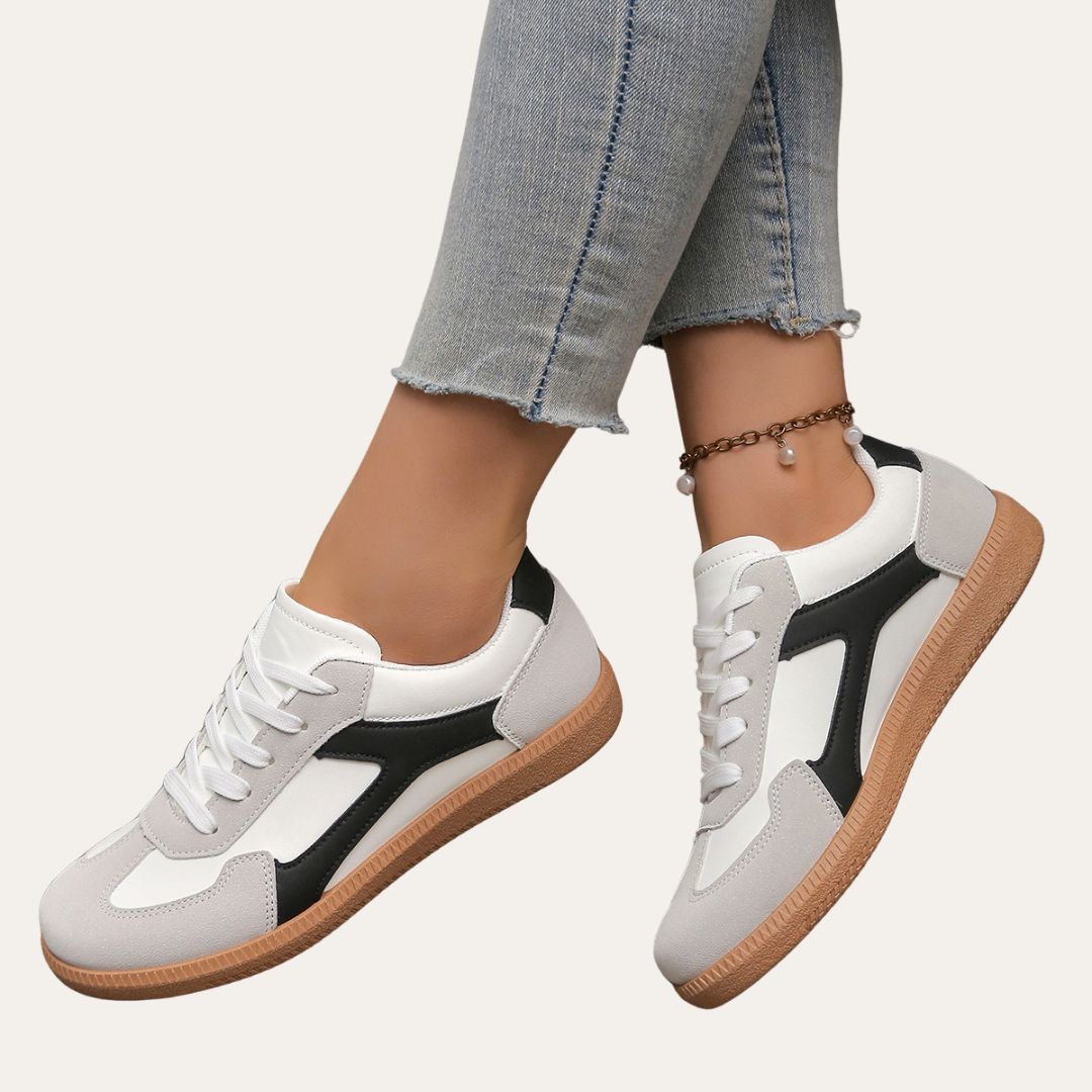 Women's Lace-Up Trendy Sneakers