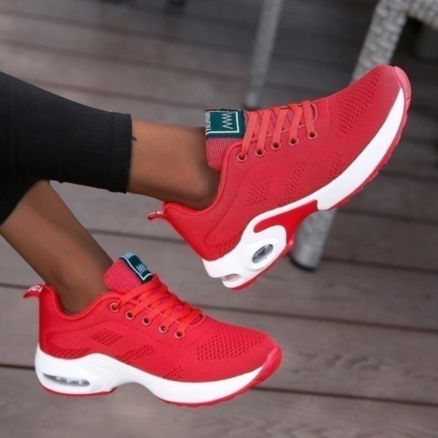 Women's Lightweight Cushioned Sneakers for All-Day Comfort