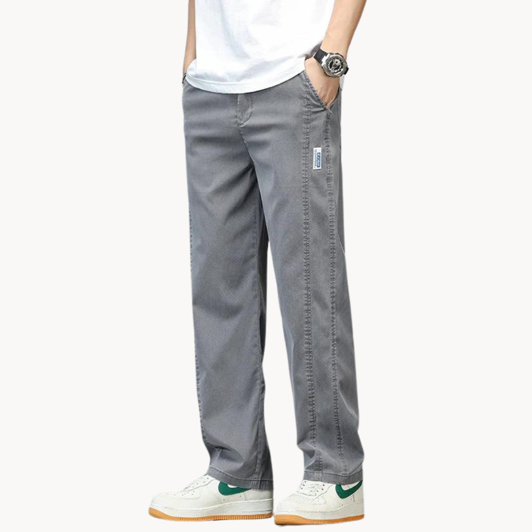 Women's Low Rise Straight Leg Jeans