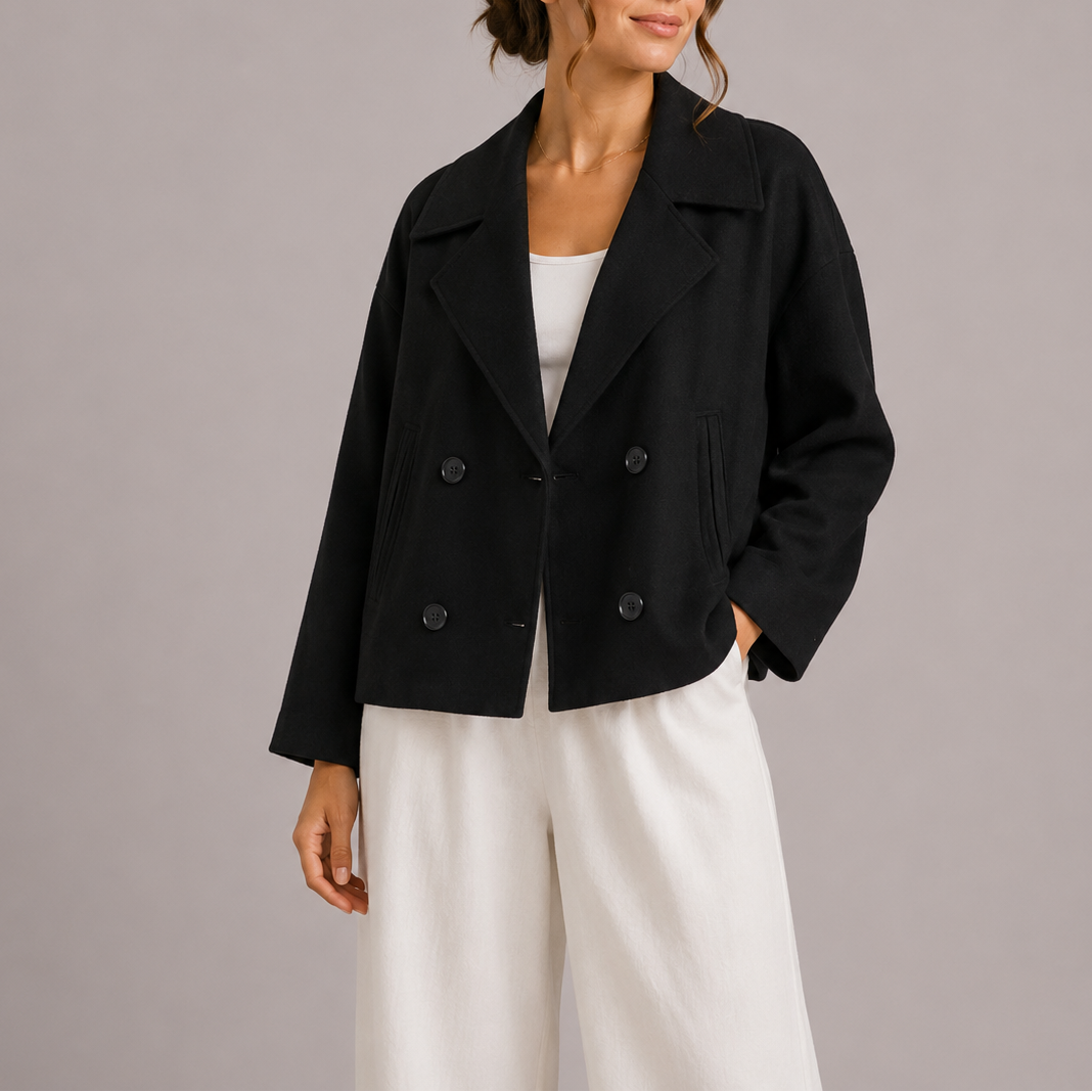 Women's Minimalist Fitted Jacket with Structured Silhouette