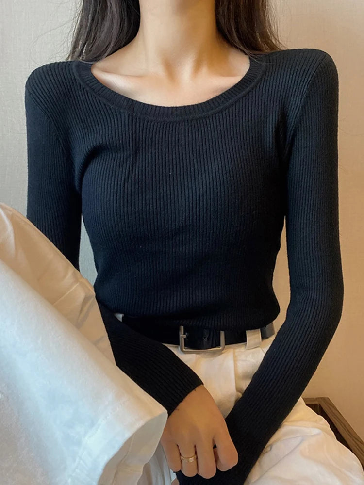 Women's O-Neck Long Sleeve Sweater for Autumn and Winter