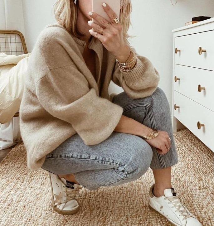 Women's Oversized Knitted Cardigan with Unique Knots