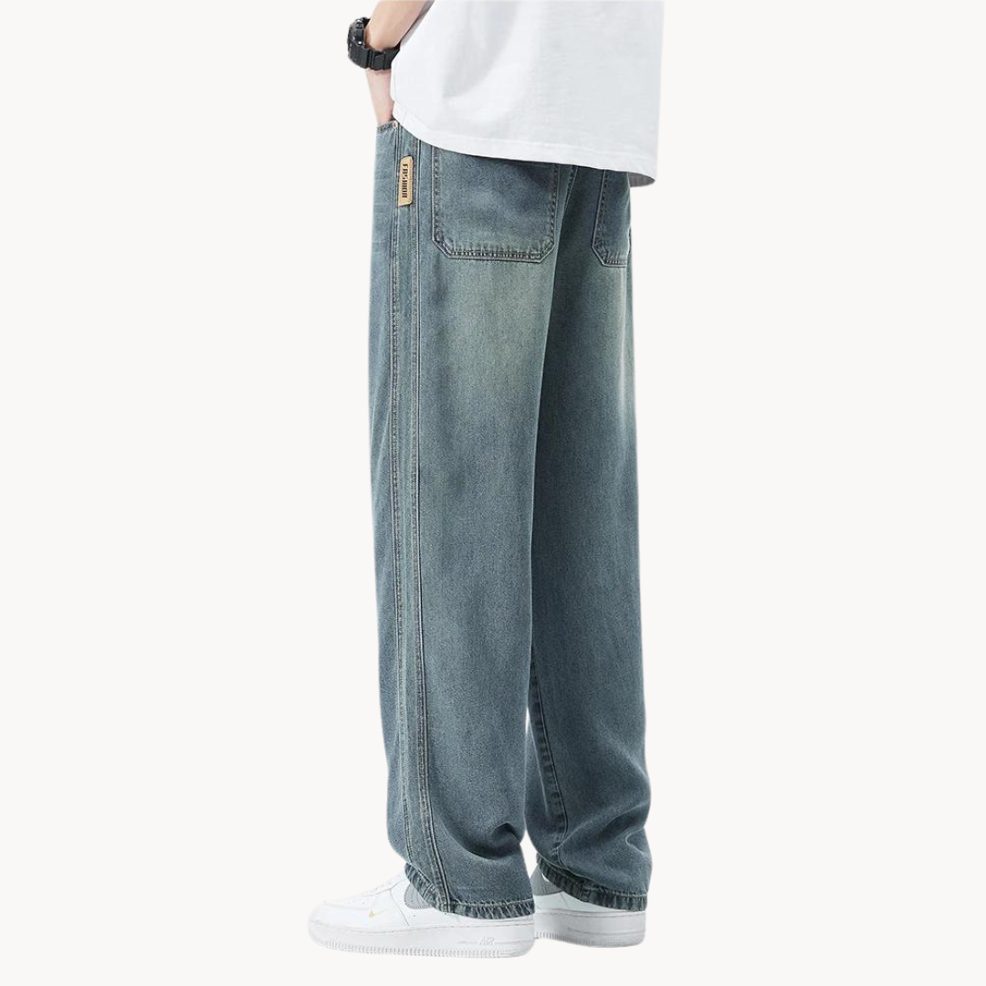 Women's Relaxed Straight Leg Summer Jeans