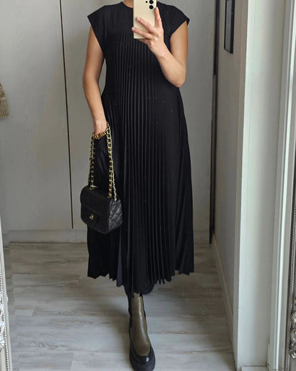 Women's Sleeveless Maxi Dress with Pockets