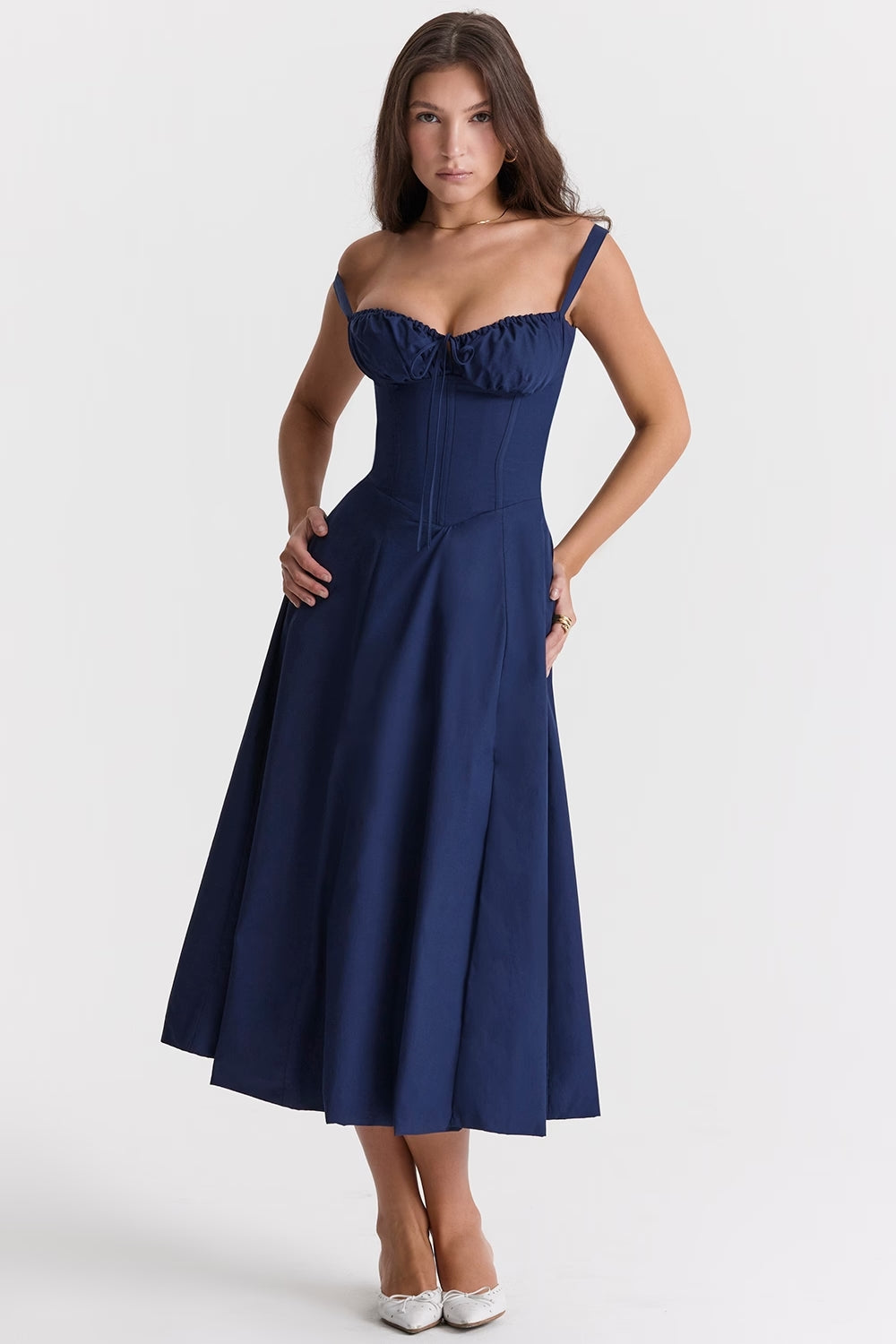 Women's Sleeveless Midi Dress for Summer Occasions