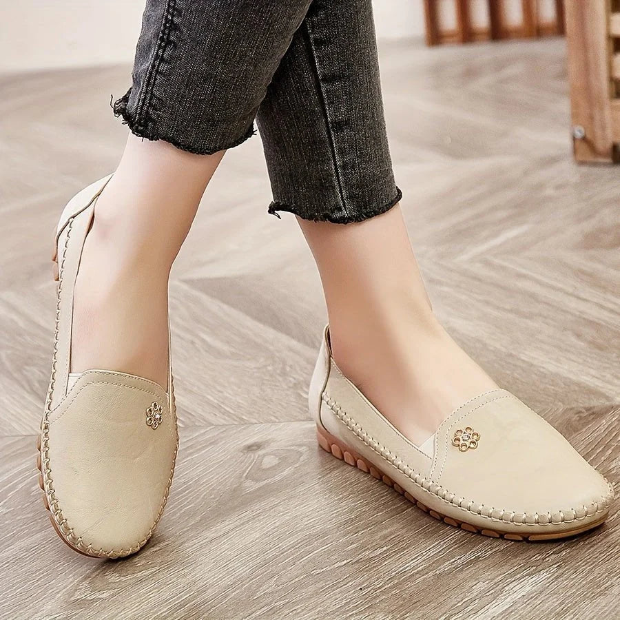 Women's Slip-On Loafers Comfortable Lightweight Design
