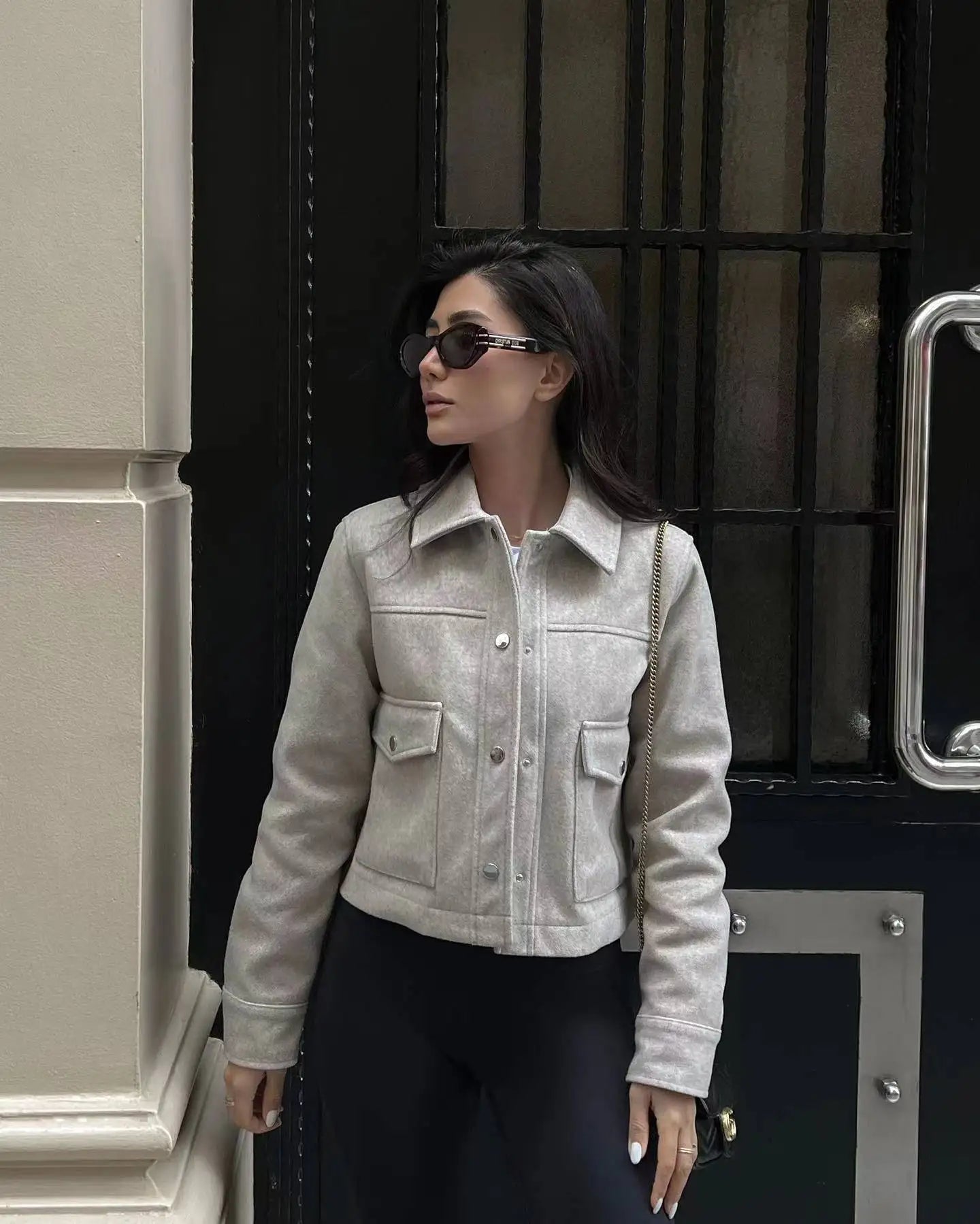 Women's Stylish Utility Jacket for Work and Leisure