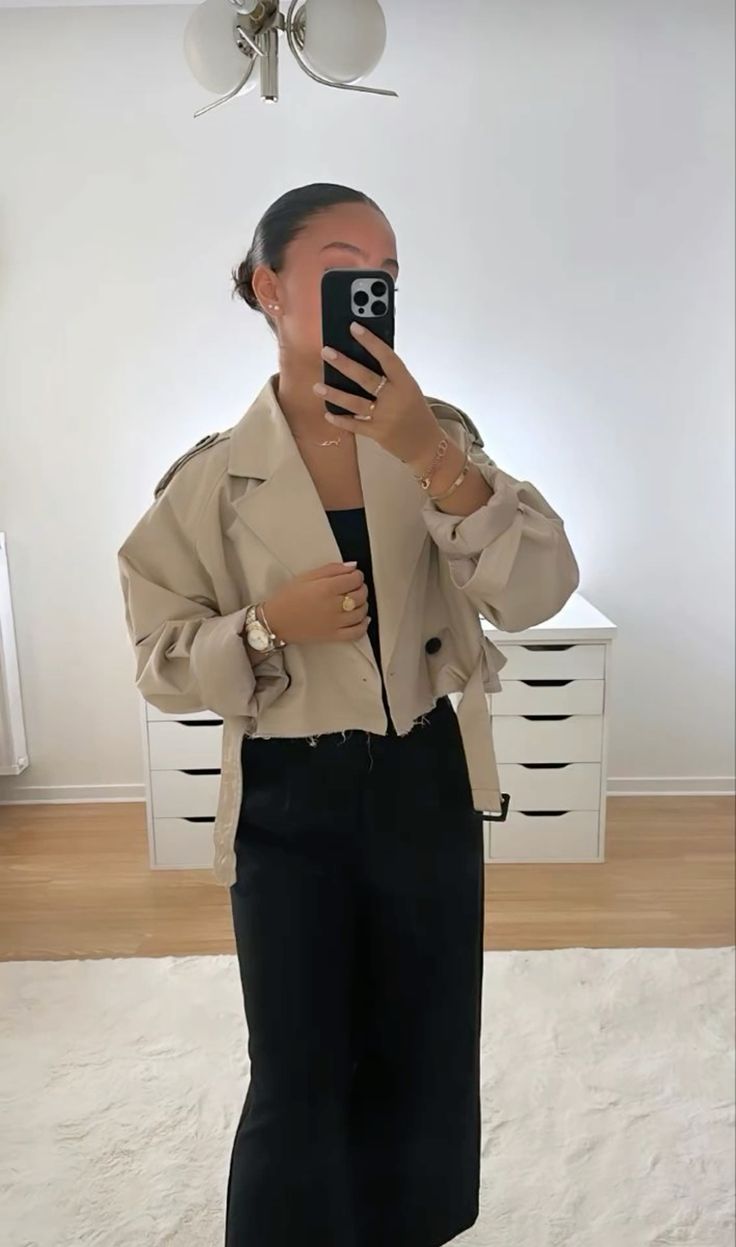 Women’s Trench Coat for Autumn